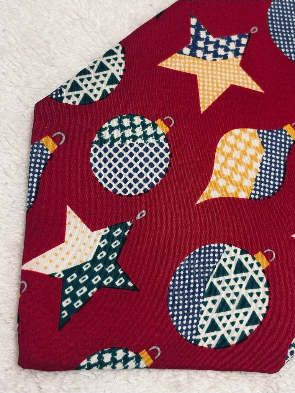 Brand New Stylish Christmas Tie By John Henry - Tie Width Is 4 Inches